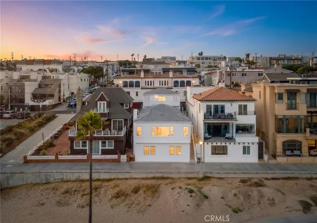 Photo 1 of Sale Pending at 1016 The Strand, Manhattan Beach, CA 90266 | MLS# SB26133618 | Listing updated on 2026-09-29