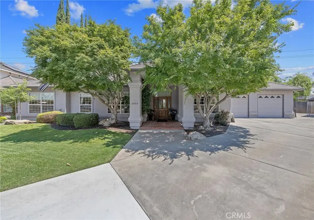 Photo 1 of Sale Pending at 2833 E Laura Ct, Visalia, CA 93292 | MLS# FR26134099 | Listing updated on 2026-09-14