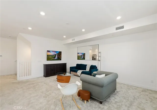 Photo 3 of Condo for sale at 175 W La Palma Ave #6, Anaheim, CA 92801 | MLS# OC26134129 | Listing updated on 2026-09-15