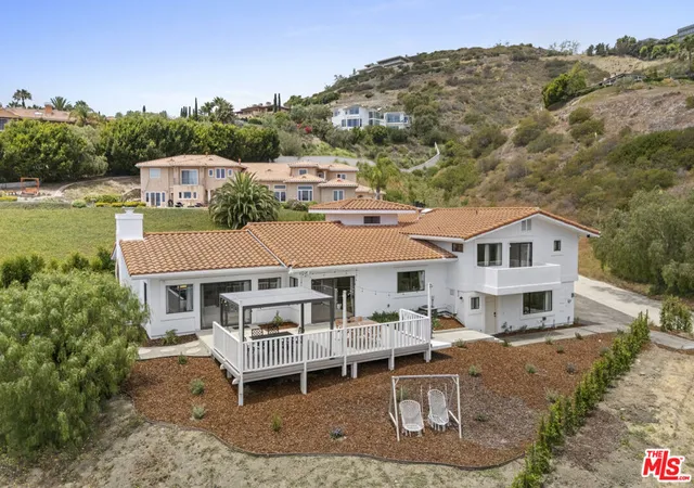 Photo 2 of Single family home for sale at 6405 Sycamore Meadows Dr, Malibu, CA 90265 | MLS# 26849577 | Listing updated on 2026-09-15
