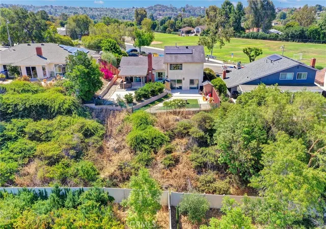 Photo 2 of Single family home for sale at 25231 Pericia, Mission Viejo, CA 92691 | MLS# PW26133922 | Listing updated on 2026-09-15