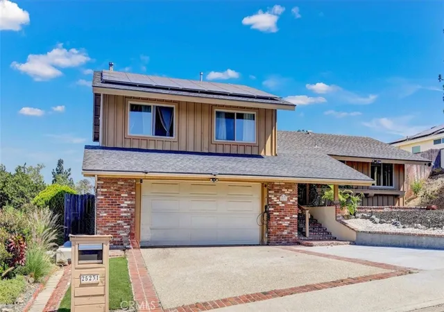 Photo 3 of Single family home for sale at 25231 Pericia, Mission Viejo, CA 92691 | MLS# PW26133922 | Listing updated on 2026-09-15
