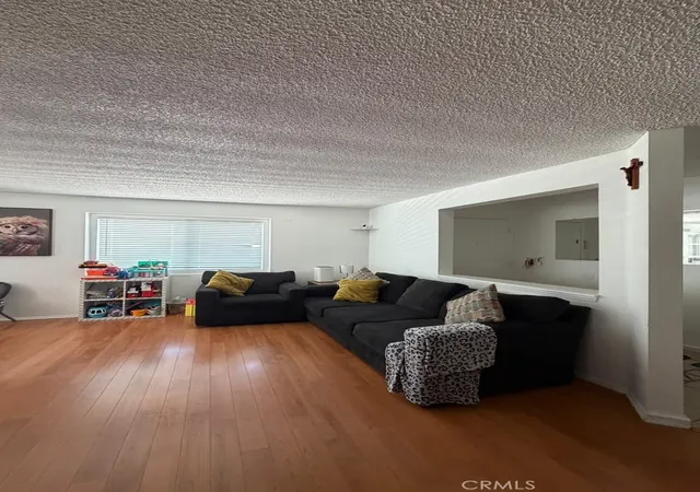 Photo 4 of Condo for sale at 26964 Flo Ln #323, Canyon Country, CA 91351 | MLS# CV26133109 | Listing updated on 2026-09-15
