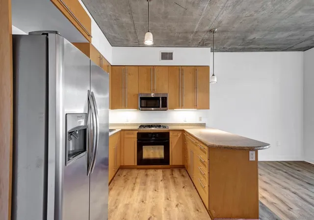 Photo 2 of Condo for sale at 801 Ash #304, San Diego, CA 92101 | MLS# 260015048SD | Listing updated on 2026-09-14