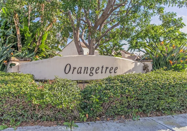 Photo 3 of Condo for sale at 4206 Apricot #4206, Irvine, CA 92618 | MLS# OC26133381 | Listing updated on 2026-09-15