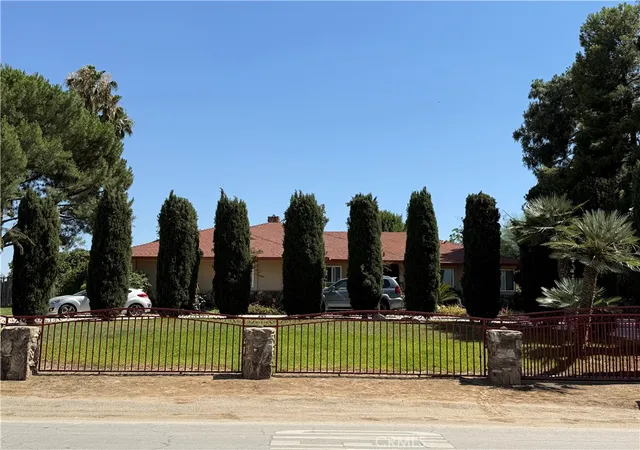 Photo 1 of Sale Pending at 7701 Reynolds, Bakersfield, CA 93307 | MLS# IG26135131 | Listing updated on 2026-09-15