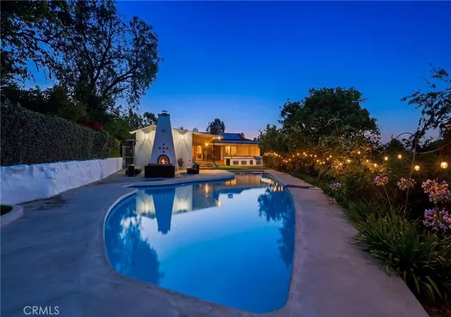 Photo 1 of Single family home for sale at 2 Hitching Post, Rolling Hills Estates, CA 90274 | MLS# SB26135030 | Listing updated on 2026-10-06