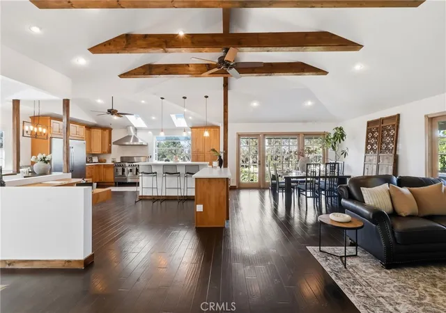 Photo 3 of Single family home for sale at 2 Hitching Post, Rolling Hills Estates, CA 90274 | MLS# SB26135030 | Listing updated on 2026-10-06