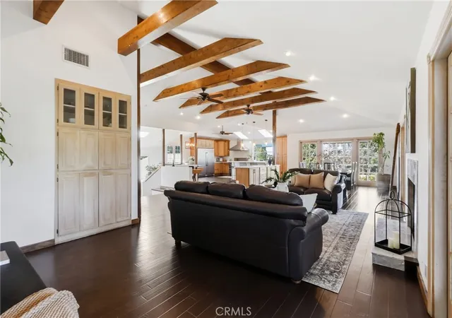 Photo 3 of Single family home for sale at 2 Hitching Post, Rolling Hills Estates, CA 90274 | MLS# SB26135030 | Listing updated on 2026-10-06