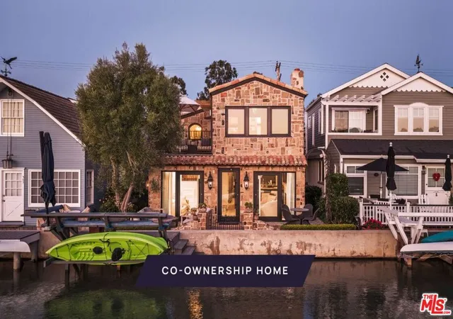 Single family home for sale at 305 Grand Cnl #8, Newport Beach, CA 92662 | MLS# 26850773