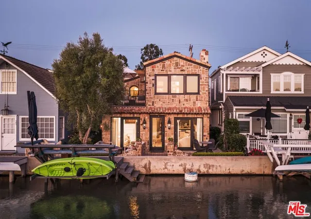 Photo 2 of Single family home for sale at 305 Grand Cnl #8, Newport Beach, CA 92662 | MLS# 26850773 | Listing updated on 2026-09-15
