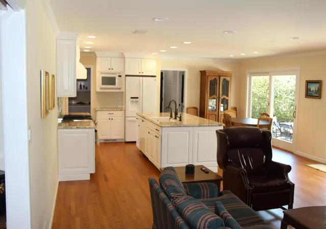 Photo 3 of Sale Pending at 1936 Wingfield Way, Carmichael, CA 95608 | MLS# ML82051898 | Listing updated on 2026-09-14