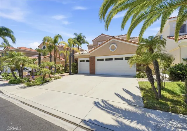 Photo 3 of Sale Pending at 30612 La Vue, Laguna Niguel, CA 92677 | MLS# RS26135784 | Listing updated on 2026-09-14