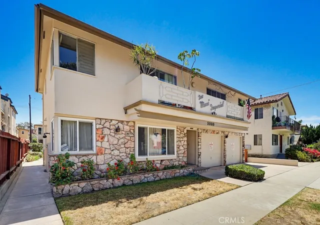 Condo for sale at 2060 E 3rd Street #3, Long Beach, CA 90814 | MLS# PW26137207