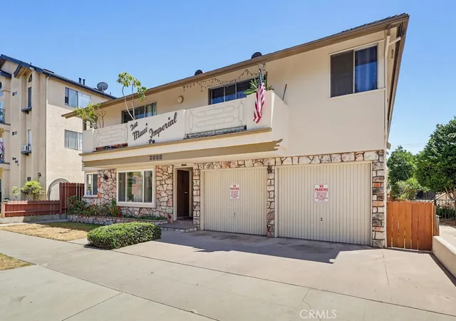 Photo 2 of Condo for sale at 2060 E 3rd Street #3, Long Beach, CA 90814 | MLS# PW26137207 | Listing updated on 2026-09-14