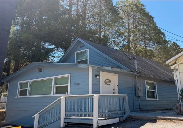 Photo 2 of Single family home for sale at 23035 Waters, Crestline, CA 92325 | MLS# IG26137669 | Listing updated on 2026-09-14