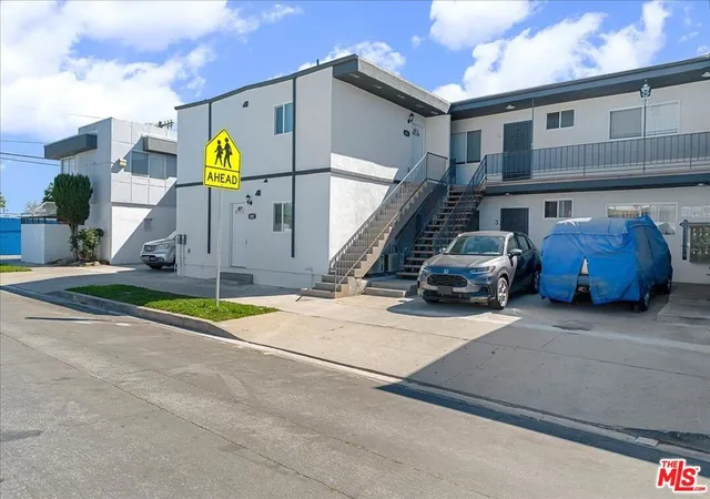 Listing Photo 4 - Condo for sale in building located at 13406 S Vermont Ave, Gardena, CA 90247