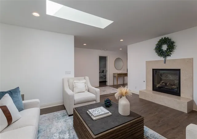Photo 4 of Single family home for sale at 2043 N Capella Ct, Costa Mesa, CA 92626 | MLS# NP26137049 | Listing updated on 2026-10-07