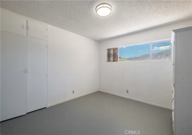Photo 4 of Sale Pending at 67190 Dillon, Desert Hot Springs, CA 92240 | MLS# DW26137325 | Listing updated on 2026-09-14