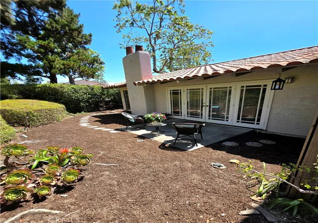 Photo 2 of Single family home for sale at 32471 Spyglass Ct, San Juan Capistrano, CA 92675 | MLS# OC26010127 | Listing updated on 2026-09-14