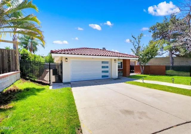 Photo 3 of Sale Pending at 295 E Blue Mountain Way, Claremont, CA 91711 | MLS# P1-27782 | Listing updated on 2026-09-15