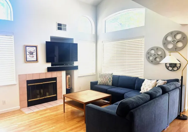 Photo 2 of Townhouse for sale at 6101 Lambeck Ln, San Jose, CA 95119 | MLS# ML82052473 | Listing updated on 2026-09-15
