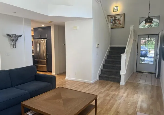 Photo 4 of Townhouse for sale at 6101 Lambeck Ln, San Jose, CA 95119 | MLS# ML82052473 | Listing updated on 2026-09-15