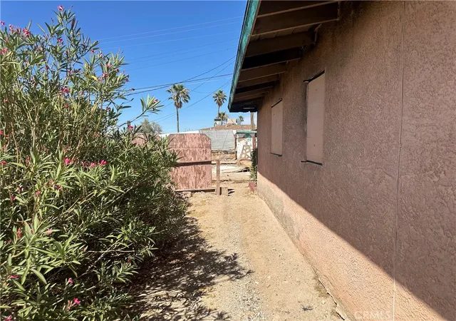 Photo 4 of Sale Pending at 341 S Muriel, Barstow, CA 92311 | MLS# HD26140647 | Listing updated on 2026-09-28