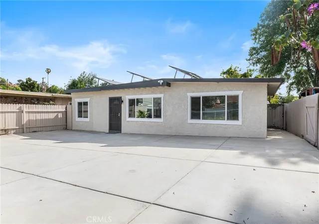 Photo 3 of Single family home for sale at 19300 Ambassador, Corona, CA 92881 | MLS# OC26140799 | Listing updated on 2026-10-06