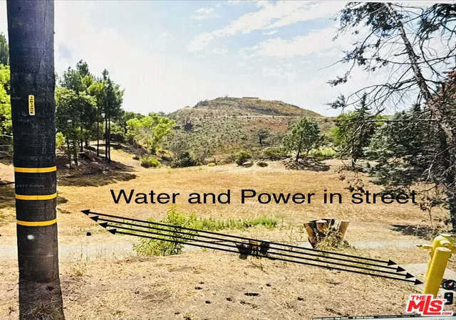 Land for sale at 22030 Saddlepeak, Topanga, CA 90290 | MLS# 26853371