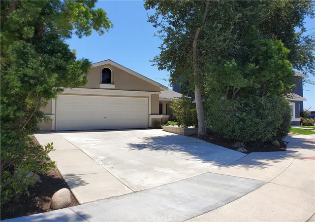 Photo 1 of Sale Pending at 3539 Murray Hl, Hemet, CA 92545 | MLS# IG26140391 | Listing updated on 2026-10-06