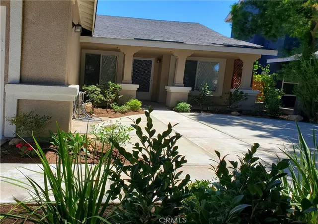 Photo 2 of Sale Pending at 3539 Murray Hl, Hemet, CA 92545 | MLS# IG26140391 | Listing updated on 2026-10-06