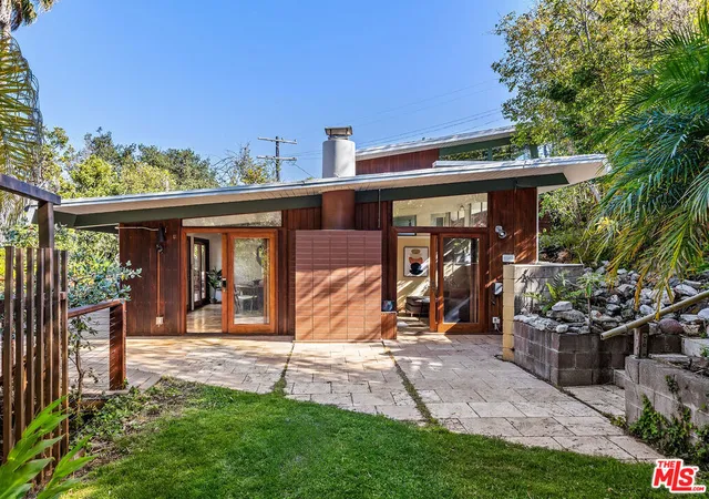 Photo 1 of Single family home for sale at 716 Rochedale Way, Los Angeles, CA 90049 | MLS# 26852919 | Listing updated on 2026-09-15