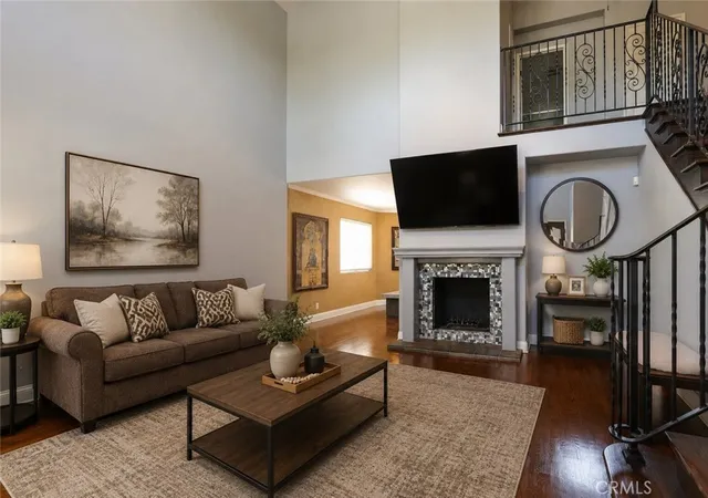 Photo 3 of Single family home for sale at 4826 Faculty Ave, Long Beach, CA 90808 | MLS# CV26141167 | Listing updated on 2026-09-15