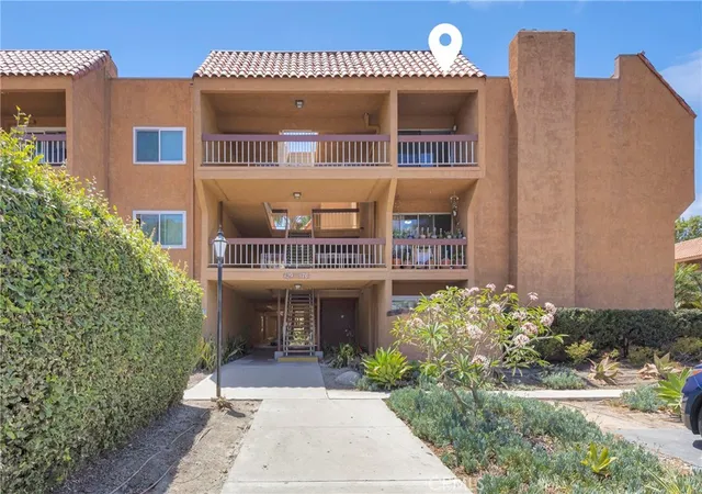 Photo 3 of Condo for sale at 6600 Warner Ave #155, Huntington Beach, CA 92647 | MLS# OC26140822 | Listing updated on 2026-09-14