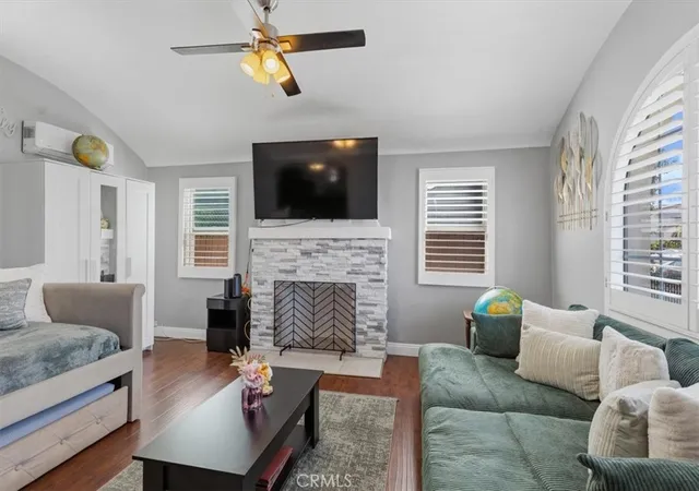 Photo 4 of Single family home for sale at 1600 W 80th Street, Los Angeles, CA 90047 | MLS# PW26139685 | Listing updated on 2026-09-15