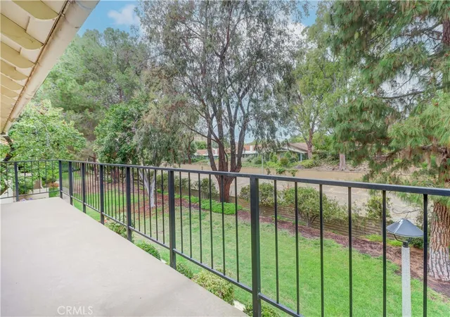Listing Photo 4 - Condo for sale in building located at 5330 Bahia Blanca, Laguna Woods, CA 92637 - Unit #N