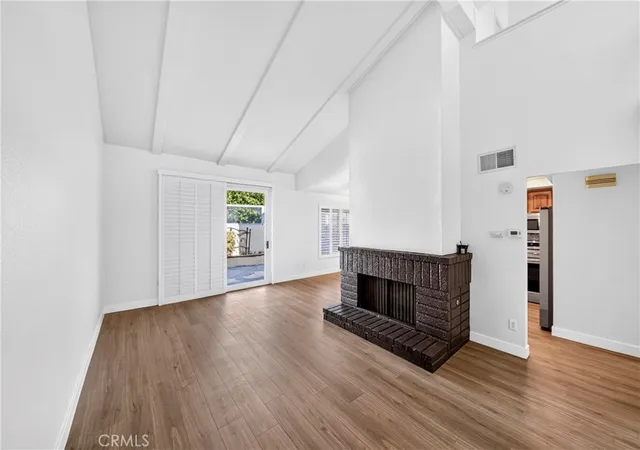 Photo 4 of Townhouse for sale at 926 Whitewater, Fullerton, CA 92833 | MLS# PW26142825 | Listing updated on 2026-09-14