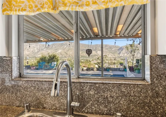 Photo 4 of Single family home for sale at 468 E View, Santa Paula, CA 93060 | MLS# SW26142769 | Listing updated on 2026-10-05