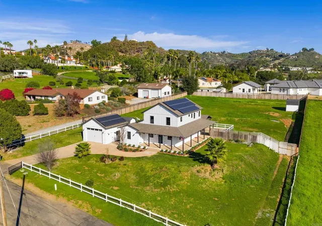 Photo 3 of Single family home for sale at 3024 Gopher Cyn Rd, Vista, CA 92084 | MLS# NDP2606318 | Listing updated on 2026-09-15