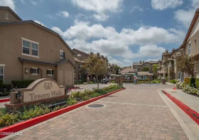 Photo 1 of Sale Pending at 4572 Via Presidio, Camarillo, CA 93012 | MLS# 226003175 | Listing updated on 2026-09-14