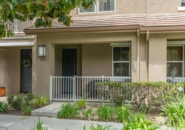 Photo 2 of Sale Pending at 4572 Via Presidio, Camarillo, CA 93012 | MLS# 226003175 | Listing updated on 2026-09-14