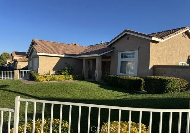 Photo 1 of Single family home for sale at 4354 Sungate Dr, Palmdale, CA 93551 | MLS# SR26146592 | Listing updated on 2026-09-15