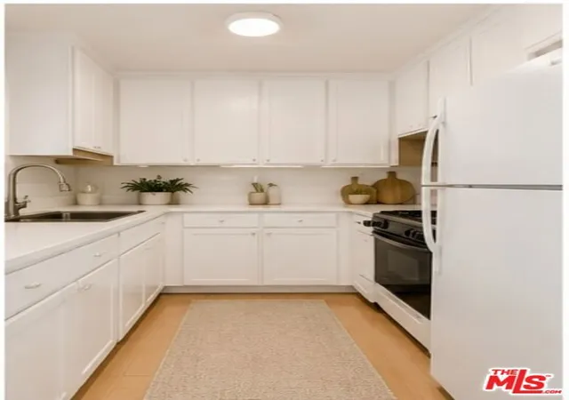 Photo 3 of Condo for sale at 9005 Cynthia St #413, West Hollywood, CA 90069 | MLS# 26855963 | Listing updated on 2026-09-15