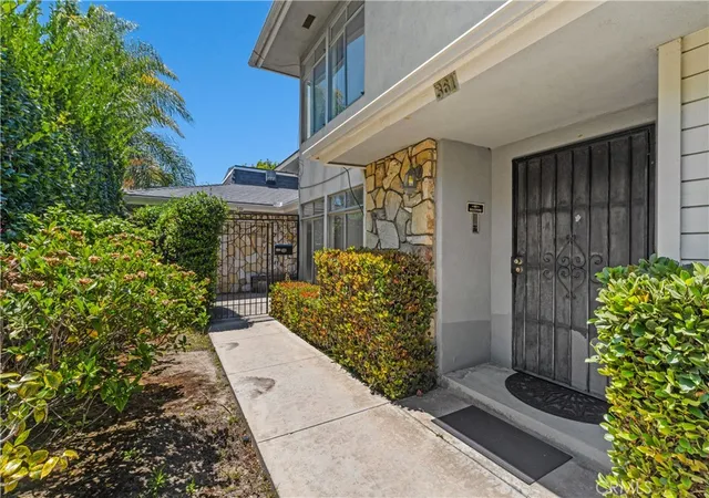 Photo 3 of Sale Pending at 359 361 Roswell, Long Beach, CA 90814 | MLS# PW26138957 | Listing updated on 2026-09-23