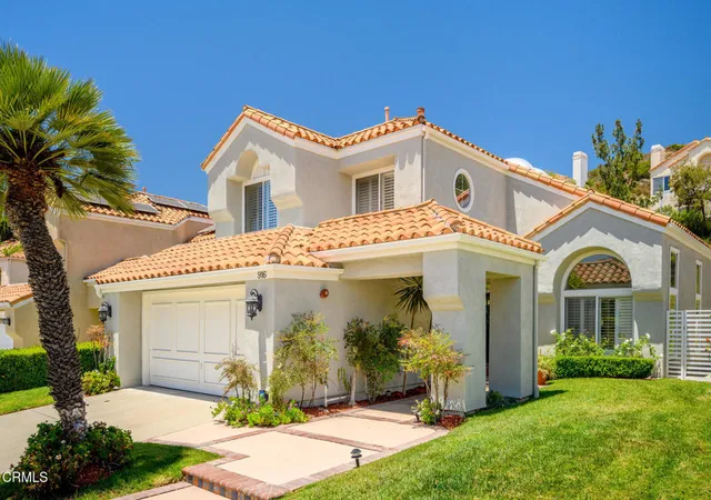 Photo 2 of Sale Pending at 916 Calle Del Pacifico, Glendale, CA 91208 | MLS# P1-27904 | Listing updated on 2026-09-14