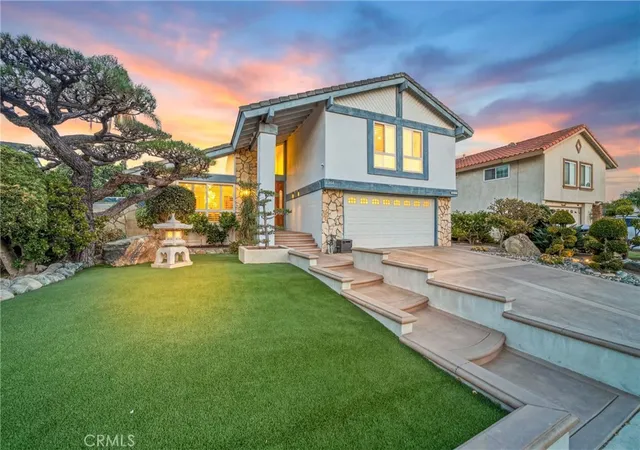 Photo 1 of Sale Pending at 2909 S Diamond St, Santa Ana, CA 92704 | MLS# OC26148449 | Listing updated on 2026-09-15