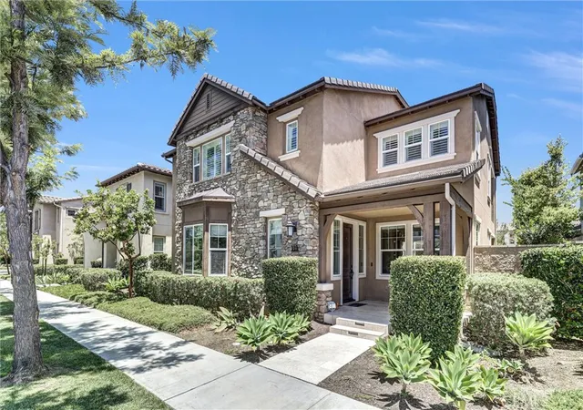 Photo 2 of Sale Pending at 119 Patton, Tustin, CA 92782 | MLS# OC26148097 | Listing updated on 2026-09-14