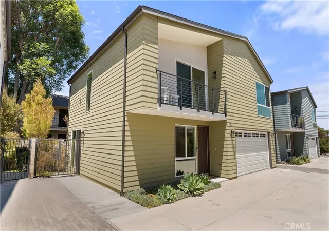 Photo 1 of Sale Pending at 730 Lynn Ct, Costa Mesa, CA 92627 | MLS# SR26147501 | Listing updated on 2026-09-15