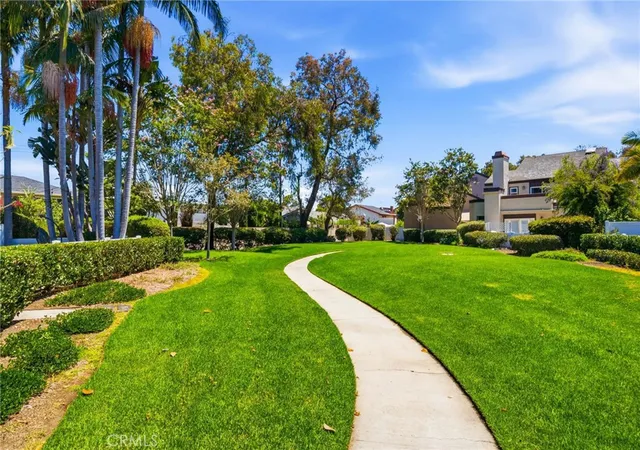 Photo 2 of Single family home for sale at 905 Hyde Ct, Costa Mesa, CA 92626 | MLS# PW26148638 | Listing updated on 2026-09-15